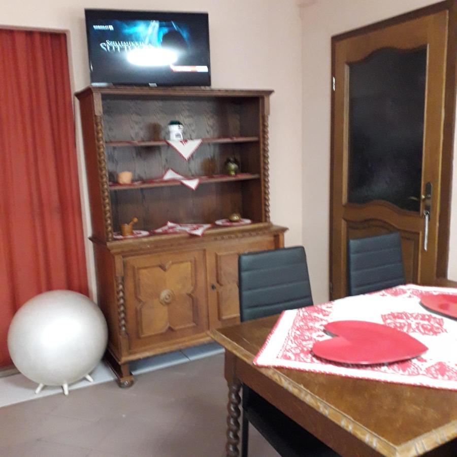 Villa Kertvarosi Csaladi Haz